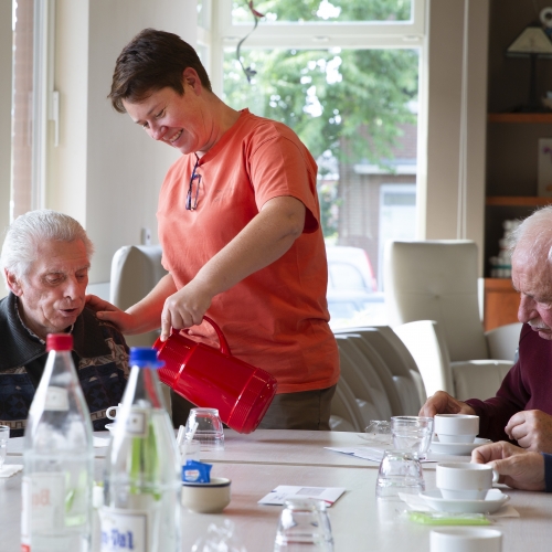 Medewerker + bezoeker CDV